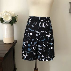 Ping sensorcool Clara shorts with abstract pattern size 14
